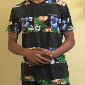 Asphalt striped floral tee